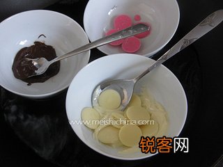 女孩棒棒糖蛋糕的做法