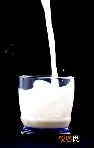 巧用食物掌控情绪谷类蔬菜水果可使人开心