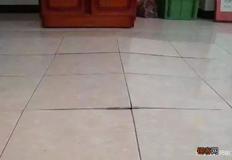 家里地板砖鼓了怎么办