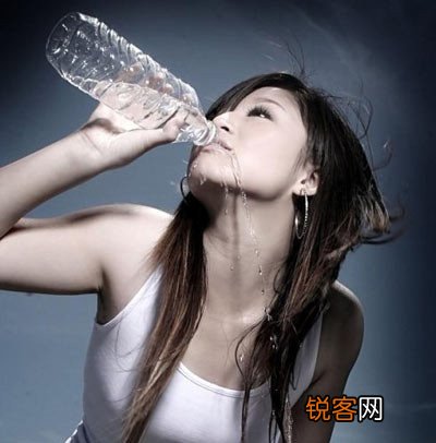 常饮瓶装水增加患龋齿风险