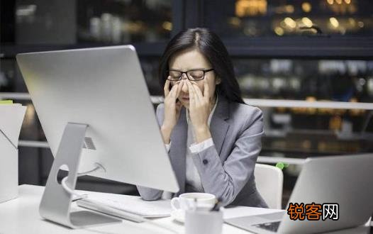 经期熬夜的危害 来例假熬夜后头晕 这些食物帮你缓解