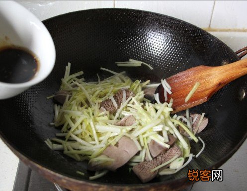 韭黄炒腰花
