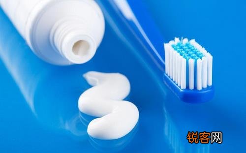 教你用牙膏解决生活中的小事 关于牙膏的生活小窍门