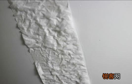 家里白墙无论有多脏 不用一滴水都能搞定清洁干净