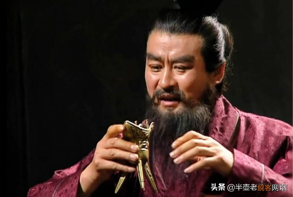 三国志关羽斩颜良是怎么回事 武圣人关羽斩颜良的原因