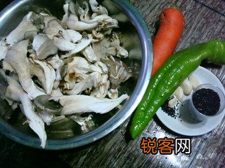 凉拌平菇的做法