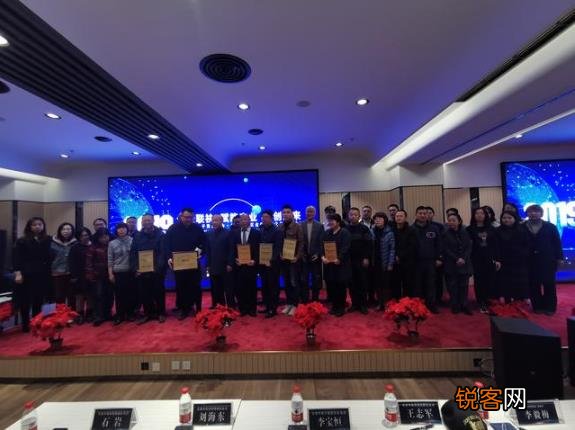 校企联袂，金翎雁孵化器为解决学生就业难出谋划策