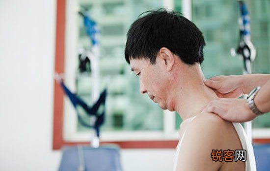 得了颈椎病，就得睡低枕头吗？