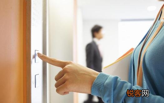 职场如人生：择业要慎重 在求职中应当树立怎样的择业观