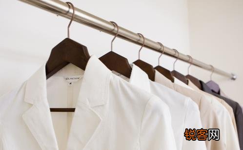 买衣服10招避免瑕疵品 辨别衣服质量的方法推荐