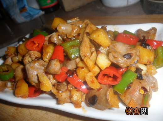 菠萝炒鸡胗