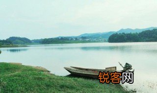 绿水本无忧 因风皱面的下一句 绿水本无忧 因风皱面的下一句是什么
