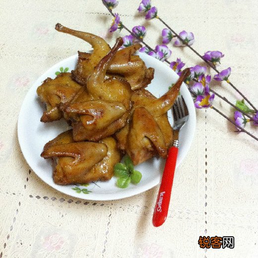 烤乳鸽