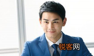 自我介绍100个字 自我介绍100个字内容