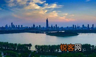 南京市的面积大约是多少平方千米 南京市的面积大约是几平方千米