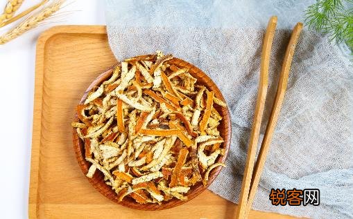 吃橘子别扔皮能预防晕车 橘皮制作的美味佳肴推荐