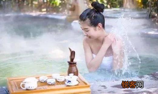 泡温泉会感染妇科病吗 女人泡温泉的3大好处