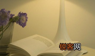 恋恋不舍什么意思 恋恋不舍的意思