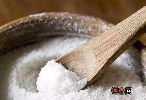 食盐除了调味还有什么妙用 食盐在生活中的妙用帮你解决烦恼
