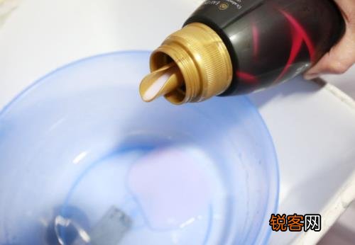 衣物柔顺剂有什么用 衣物柔顺剂在生活中的妙用