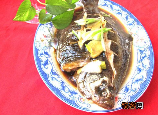 清蒸比目鱼