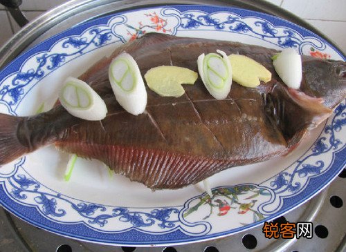 清蒸比目鱼