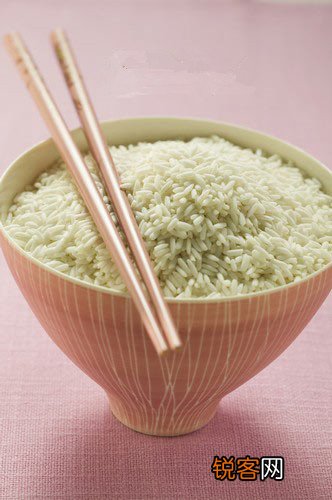 春季饮食应＂省酸增甘＂可补益脾胃增强免疫