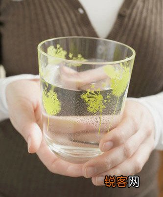 你错了！喝水其实不如吃水！