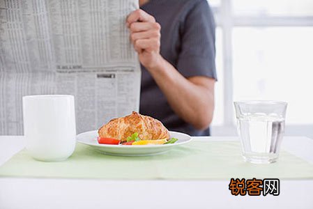 外卖早餐存在9大卫生隐患不同人群早餐吃什么
