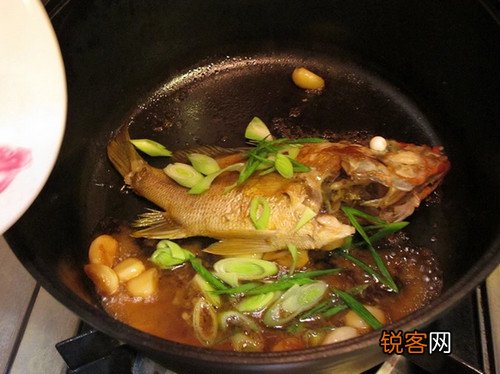 酱烧海鱼