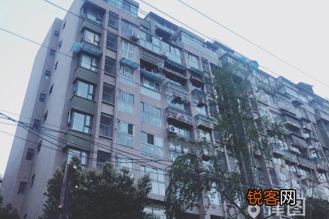 无效婚姻引起重婚罪吗判多少年 无效婚姻引起重婚罪吗？