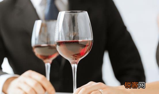 营养师教你十妙招千杯不醉 解酒的最快方法是什么