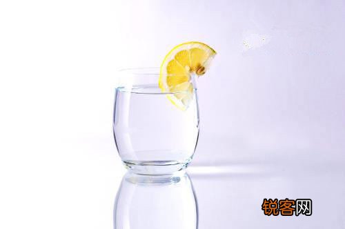 一杯白开水搞定N种病这样喝水最有用