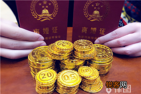 离婚后女方应不应该给抚养费？