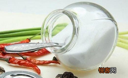 食盐能去渍？食盐清洁污渍的妙用