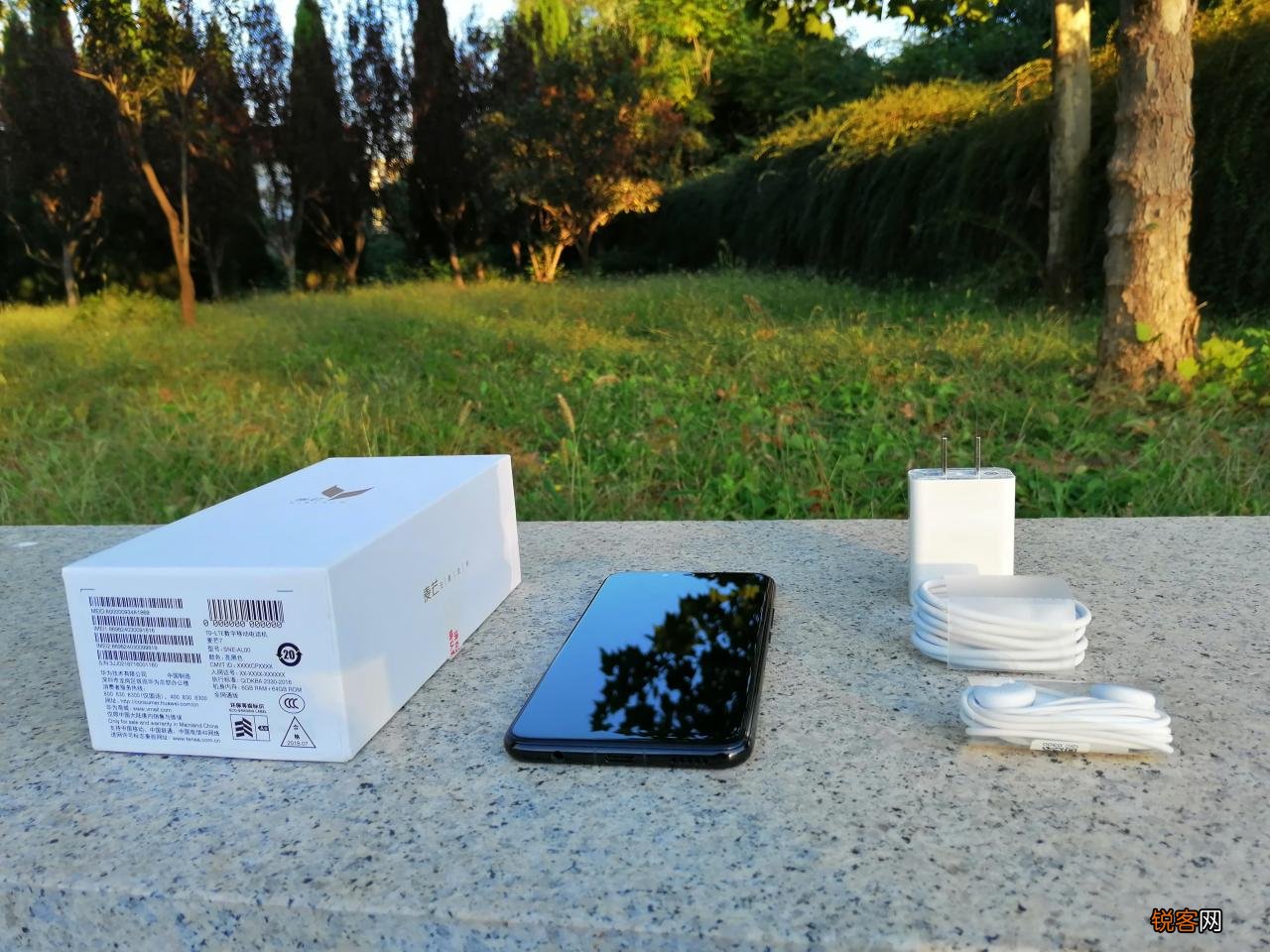 华为2022新款上市手机 华为麦芒7现在多少钱