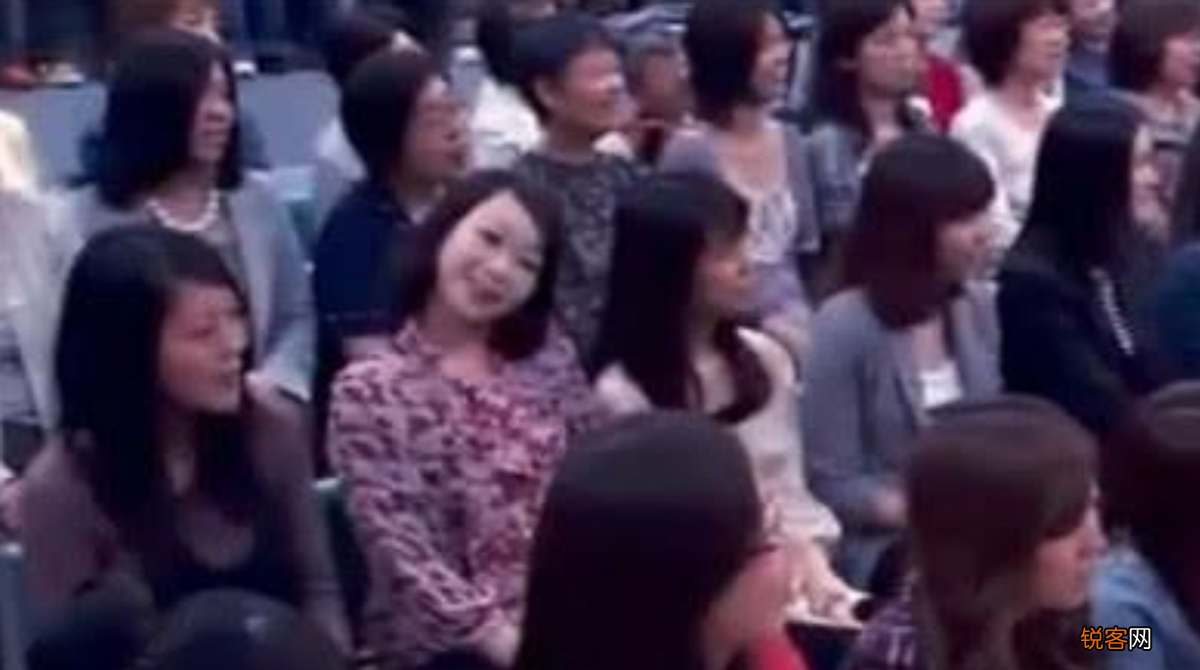 日本诡异歪头姐真实存在吗 歪头女恐怖图片