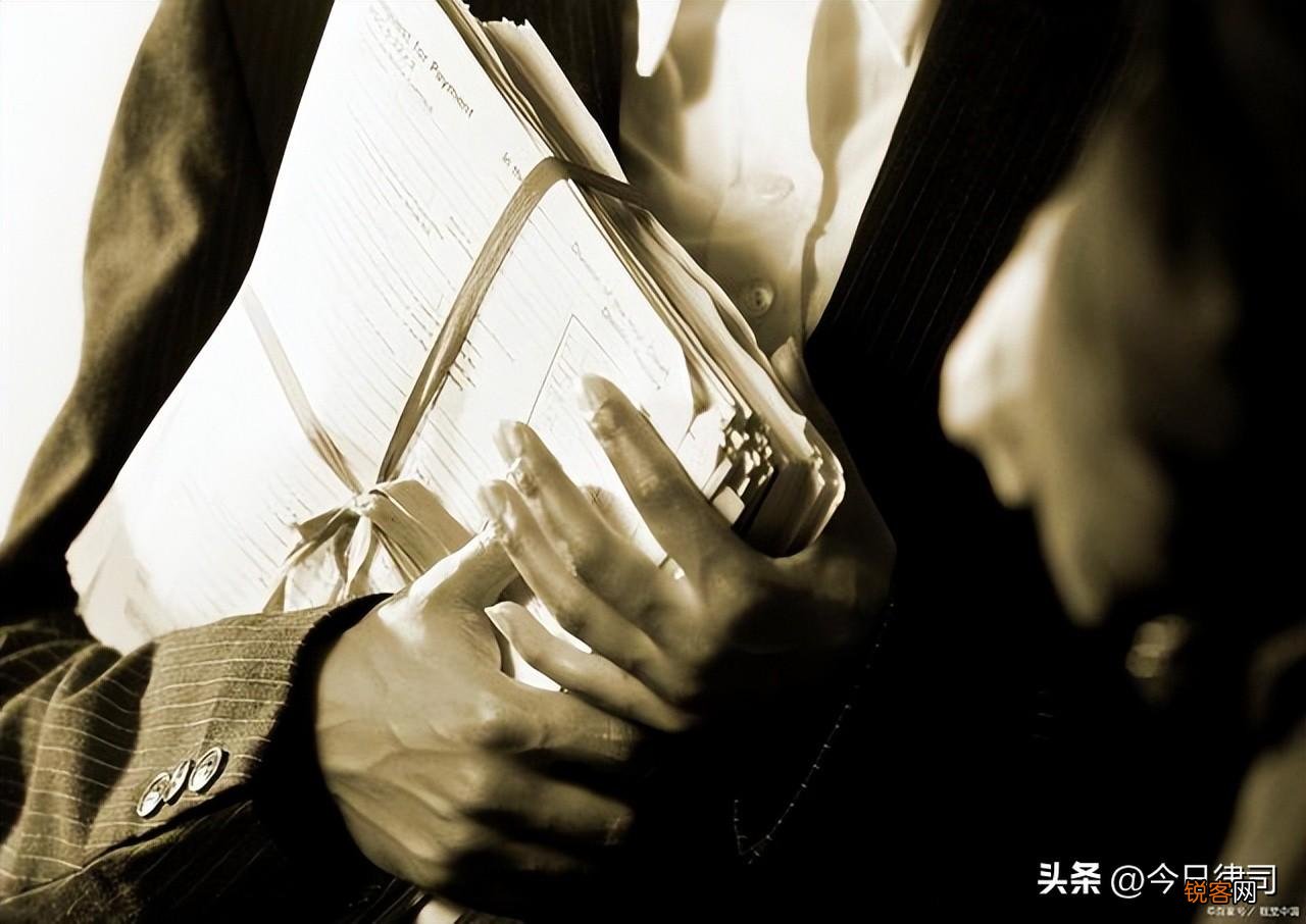 全国排名前十的刑事律师是哪些 成都律师事务所排名前十位