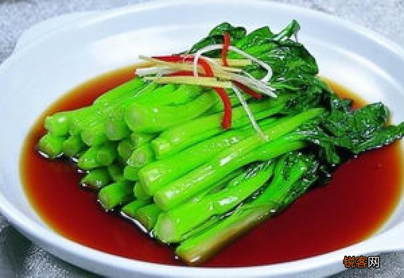 大厨教你广东最有名的白灼菜心 详细讲解熬白灼汁技巧 涨知识了