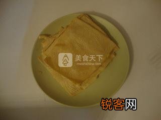 香脆油皮春卷的做法