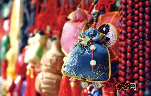 为什么端午节佩戴香囊？端午节佩戴香囊的作用