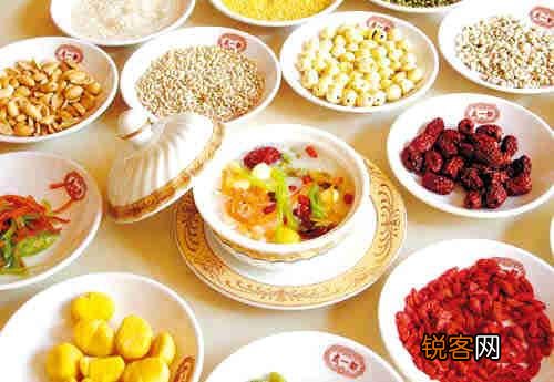 腊八节为什么要喝腊八粥？ 腊八节为什么要喝腊八粥的故事