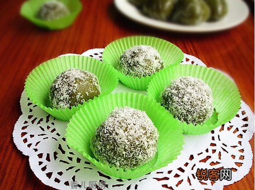 抹茶红豆青团