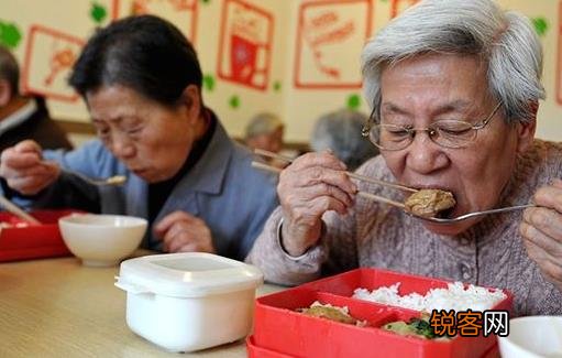 中老年人出现缺钙骨质疏松 老年人补钙必知五技巧