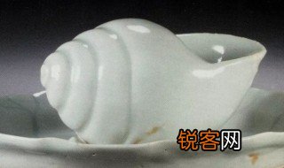 盘盂的意思 盘盂简单释义