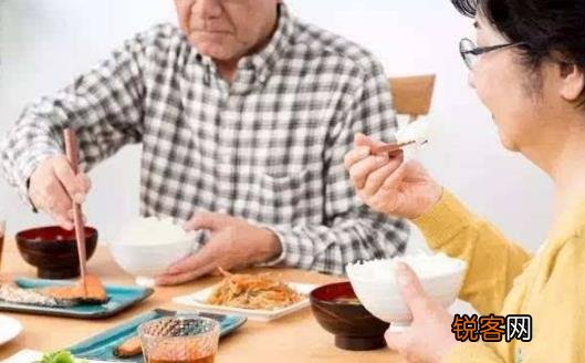 老年人秋冬季保健 调节饮食养肺生津