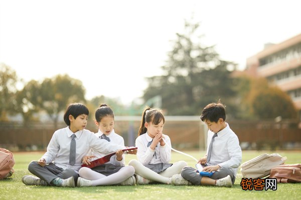 孩子内向报什么兴趣班 适合内向孩子兴趣班
