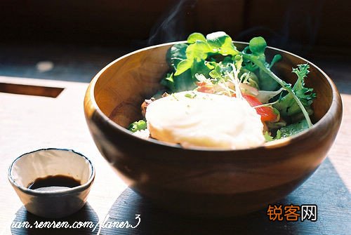 深夜发吃。