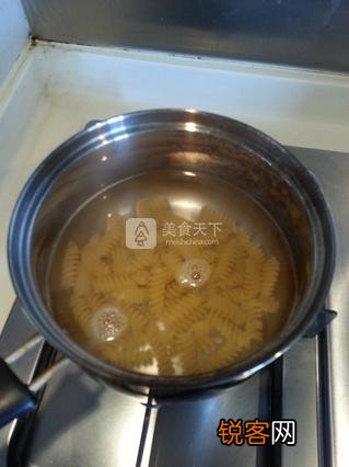 茄汁意粉的做法