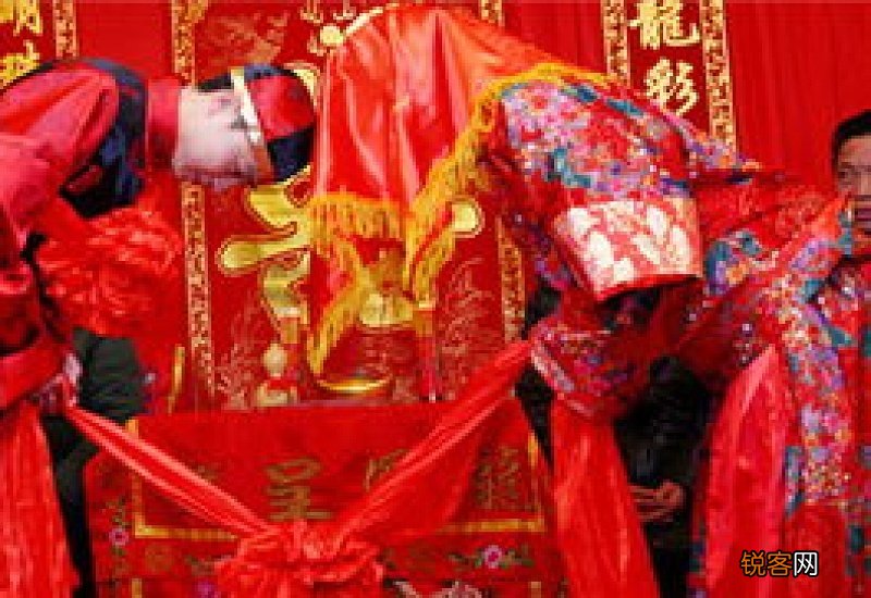 结婚为什么贴青龙